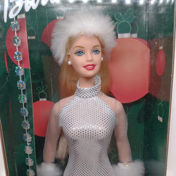 Barbie Holiday Excitement Doll with a Bracelet for You